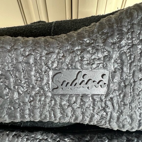 Sudini Black Suede Front Zip Ankle Booties Shoes Size 6M - Picture 5 of 6